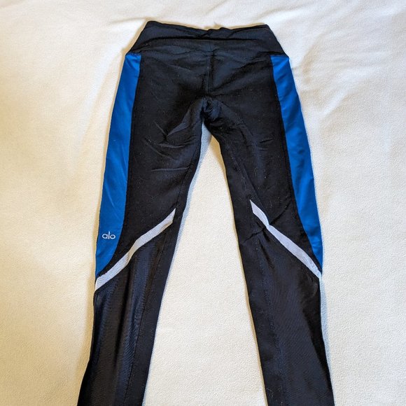 Alo Yoga Elevate airbrush leggings with mesh lower panels - Picture 4 of 5